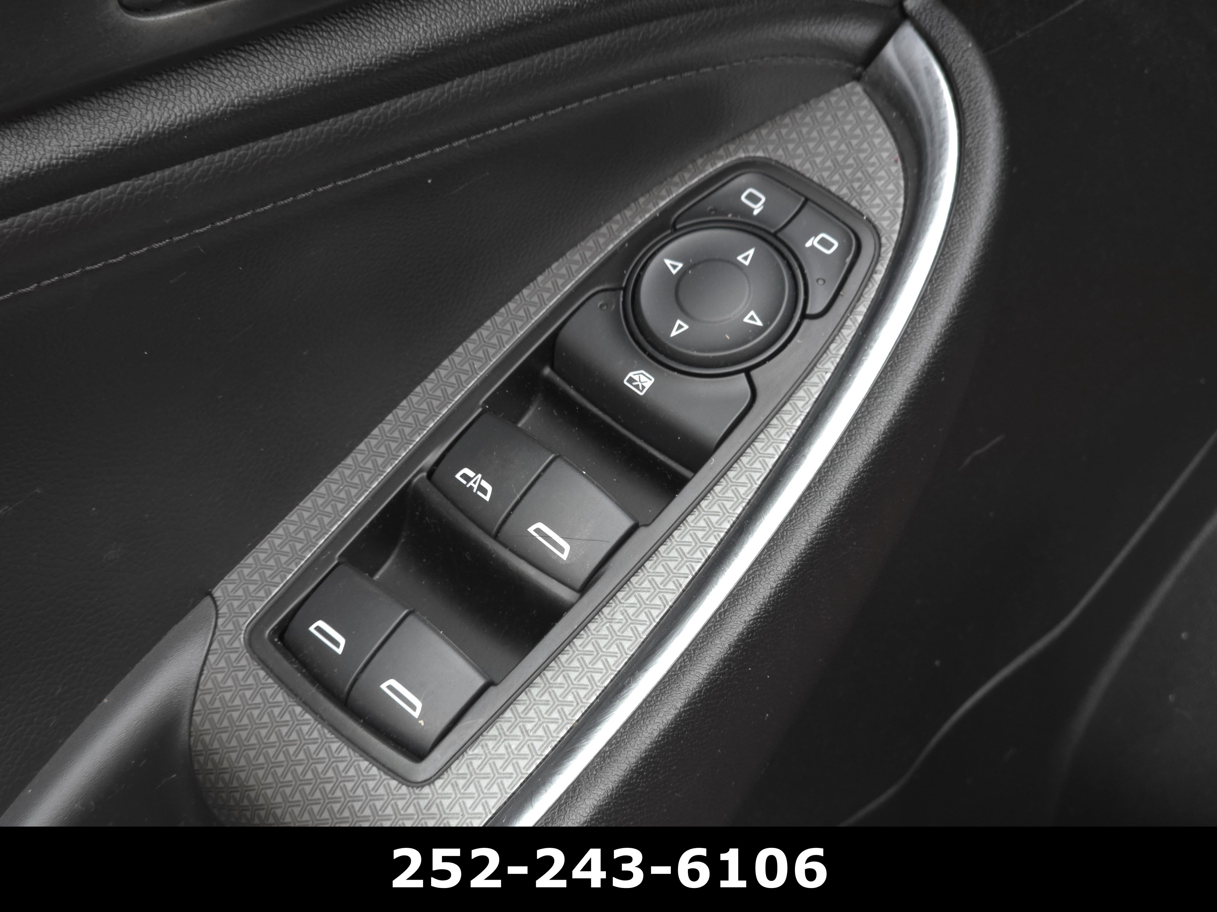 Used 2018 Chevrolet Malibu LT w/ Leather Package image 24