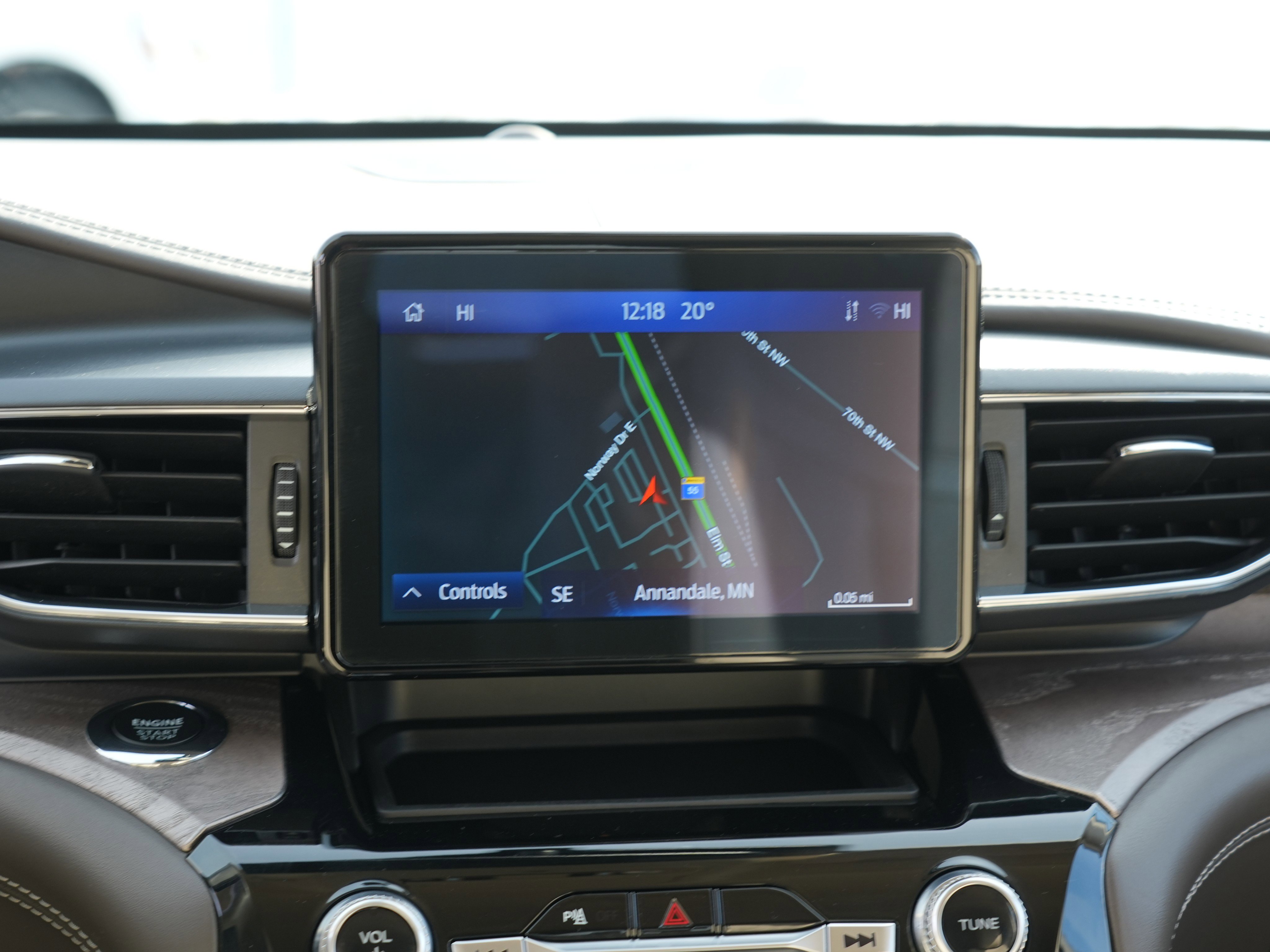 Used 2023 Ford Explorer Platinum w/ Class IV Trailer Tow Package image 27