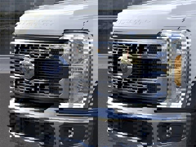 New 2026 Ford F550 4x4 Regular Cab Super Duty w/ XL Chrome Package image 46