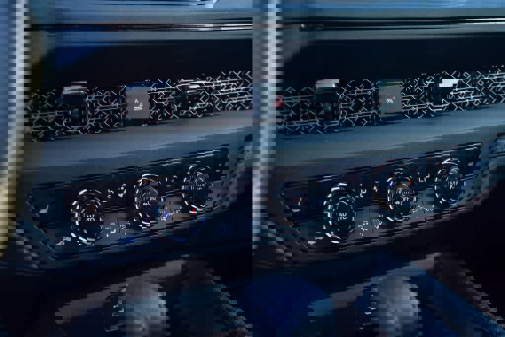 Used 2024 Honda Accord EX image 25