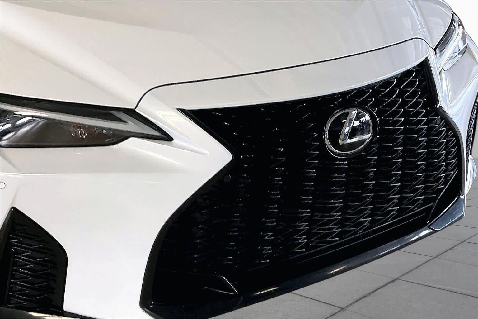 Used 2022 Lexus IS 350 F Sport w/ Accessory Package RWD image 29