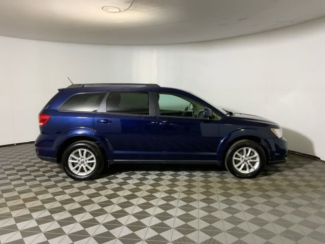 Used 2017 Dodge Journey SXT w/ Comfort/Convenience Group image 6