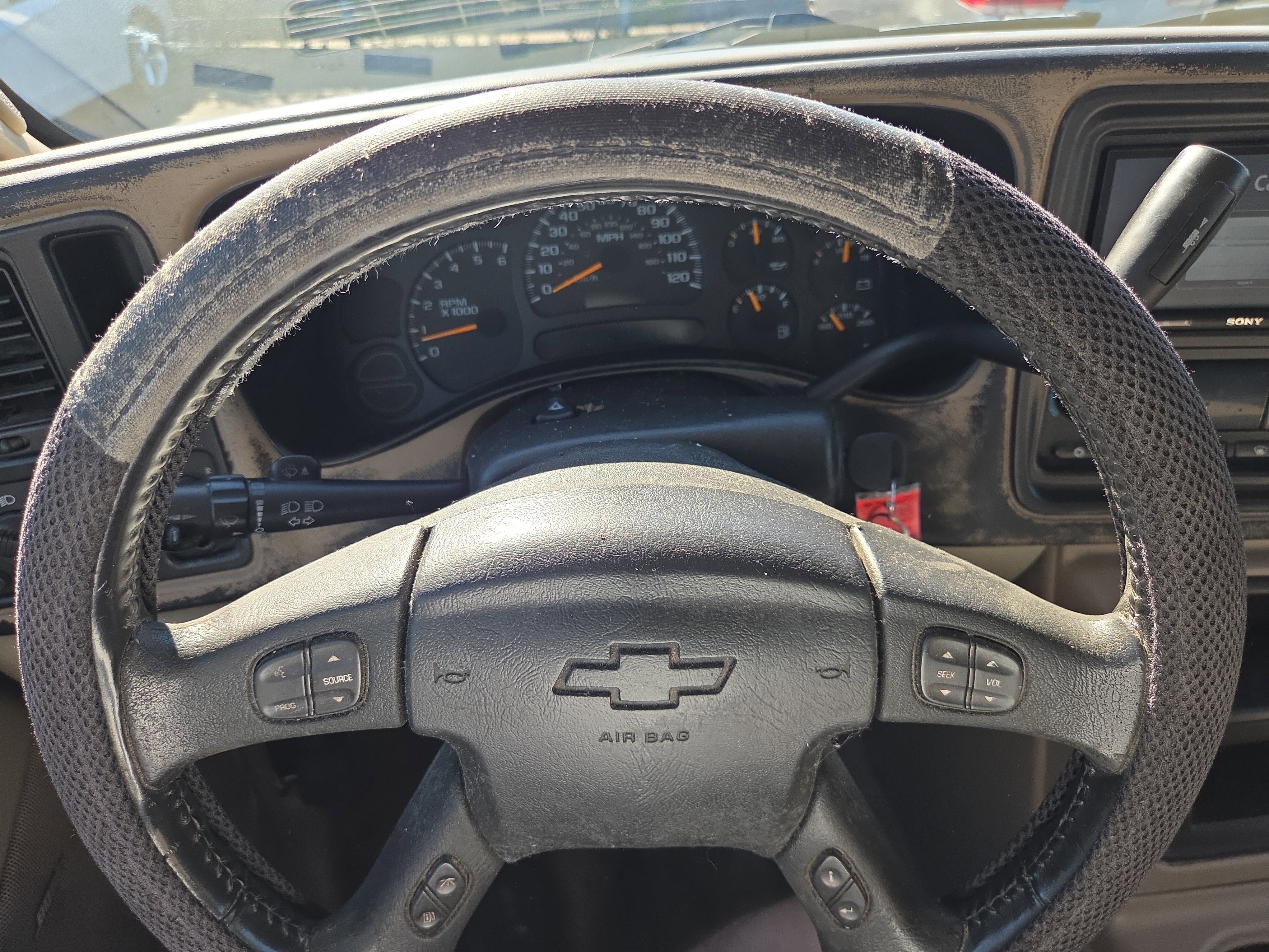 Used 2005 Chevrolet Suburban LT w/ Preferred Equipment Group RWD image 15