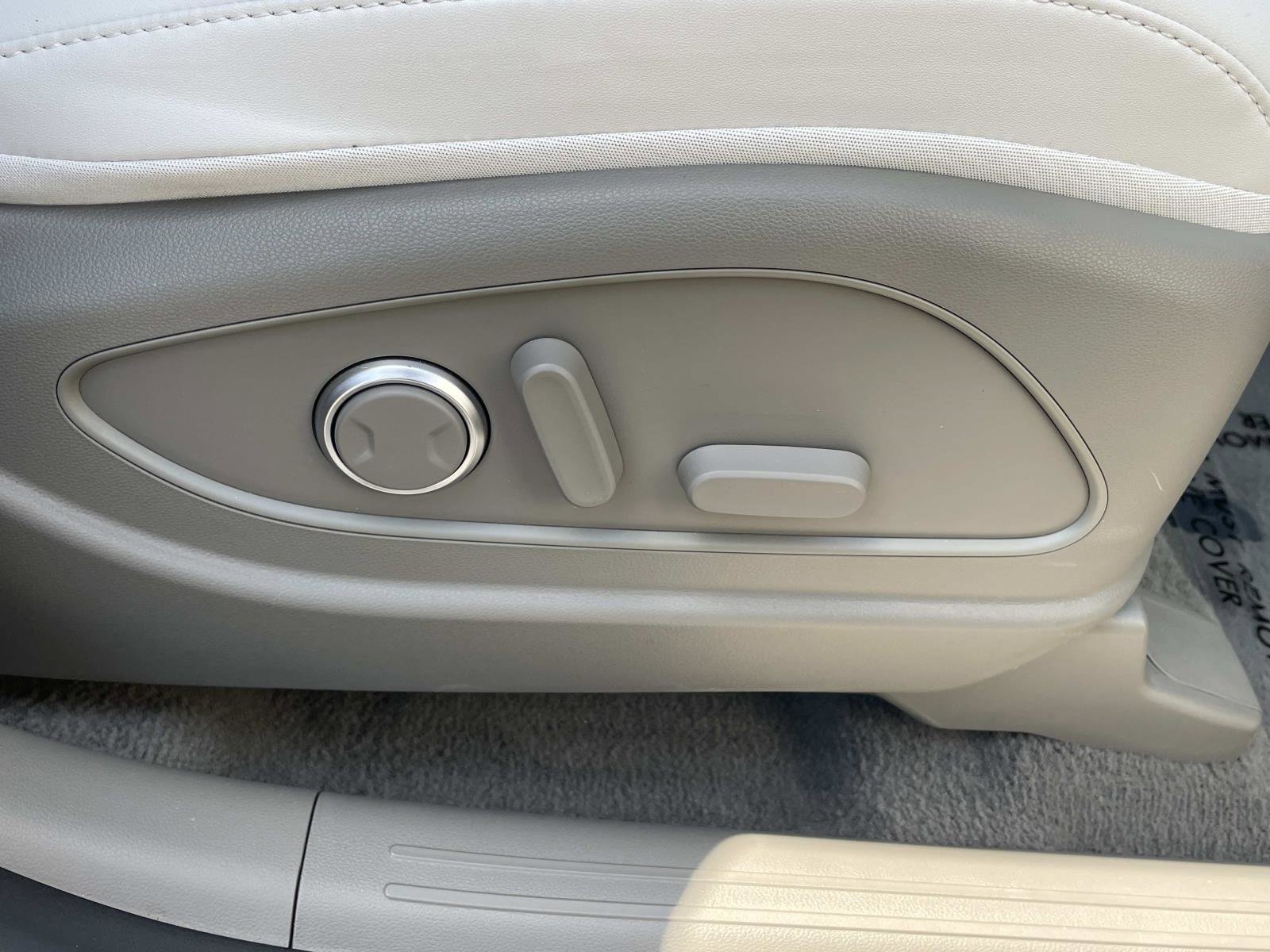 Used 2026 Hyundai Palisade SEL Premium FWD image 28
