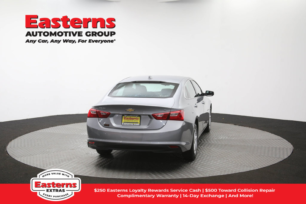 Used 2023 Chevrolet Malibu LT FWD image 39