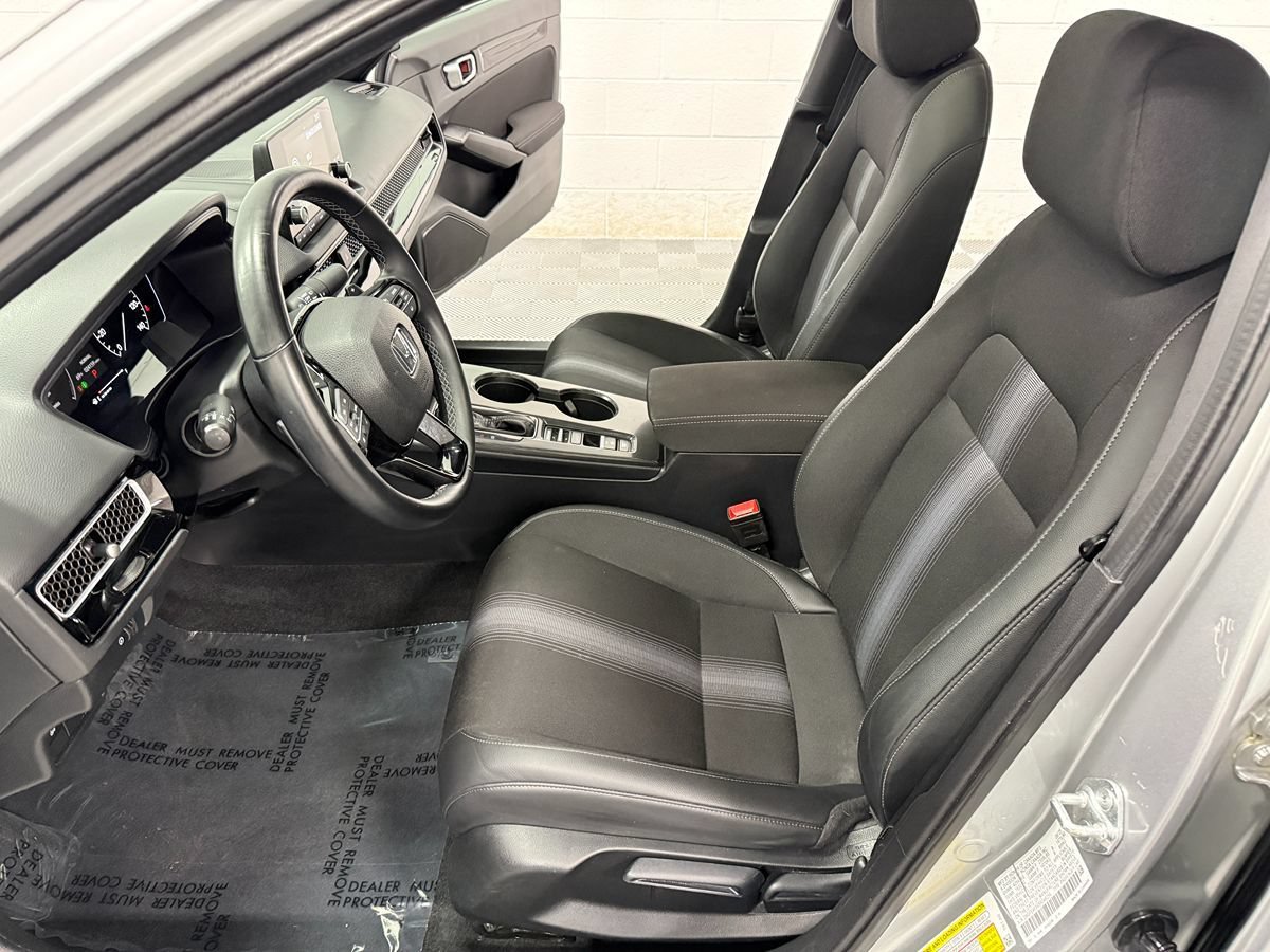 Used 2025 Honda Civic Sport image 11