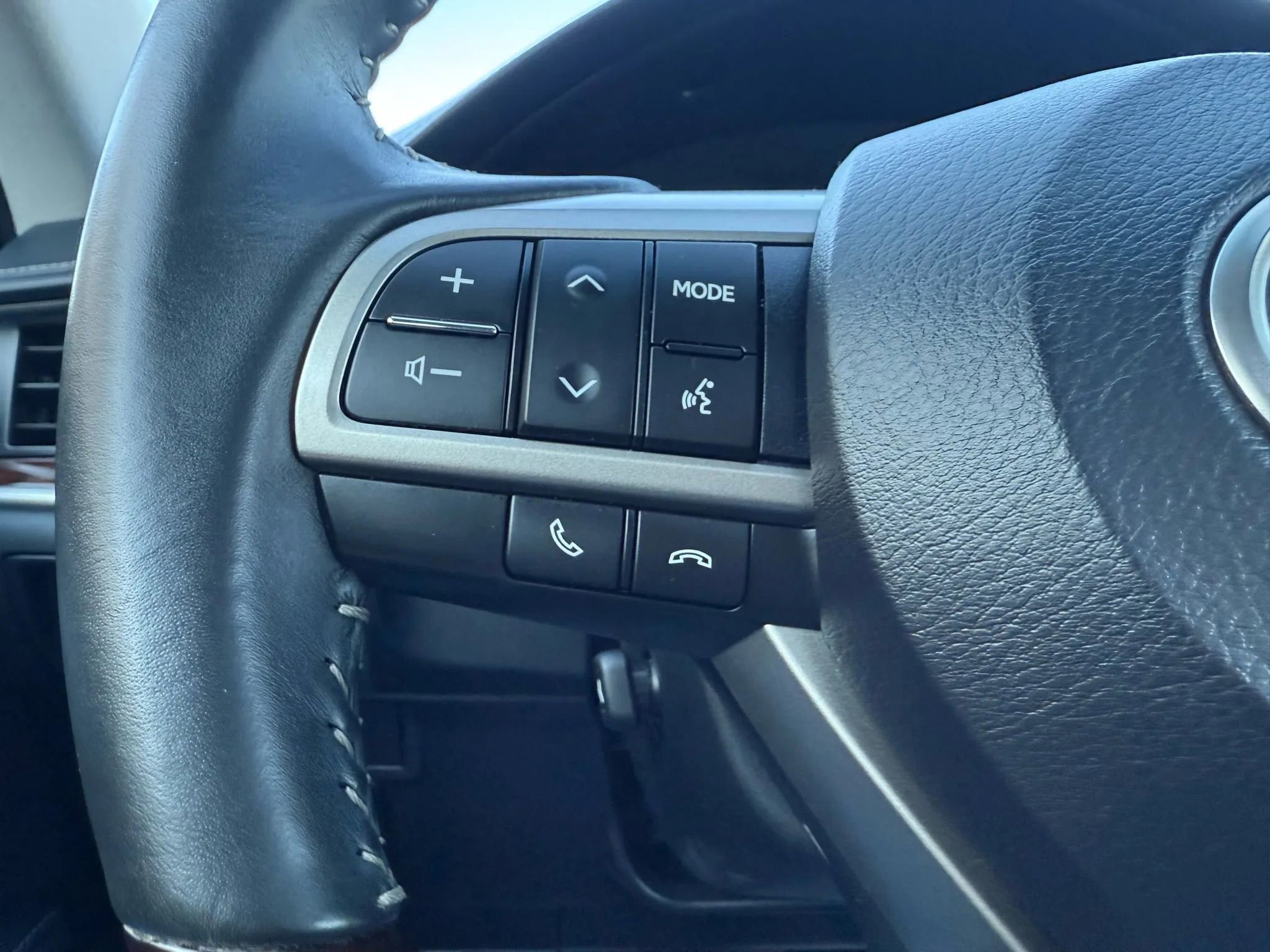 Used 2018 Lexus ES 350 w/ Premier Package image 31