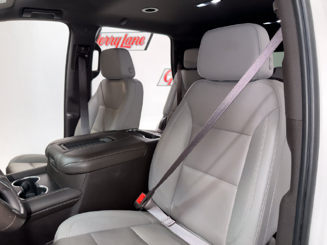 Used 2022 Chevrolet Tahoe LT w/ Luxury Package RWD image 13