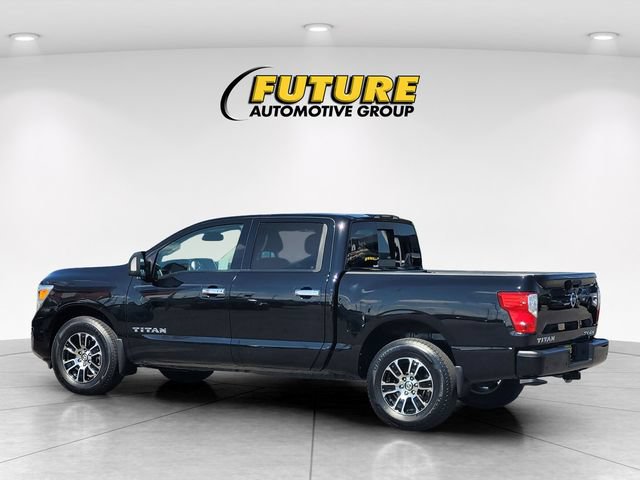 Used 2021 Nissan Titan SV w/ SV Convenience Package AWD/4WD image 7
