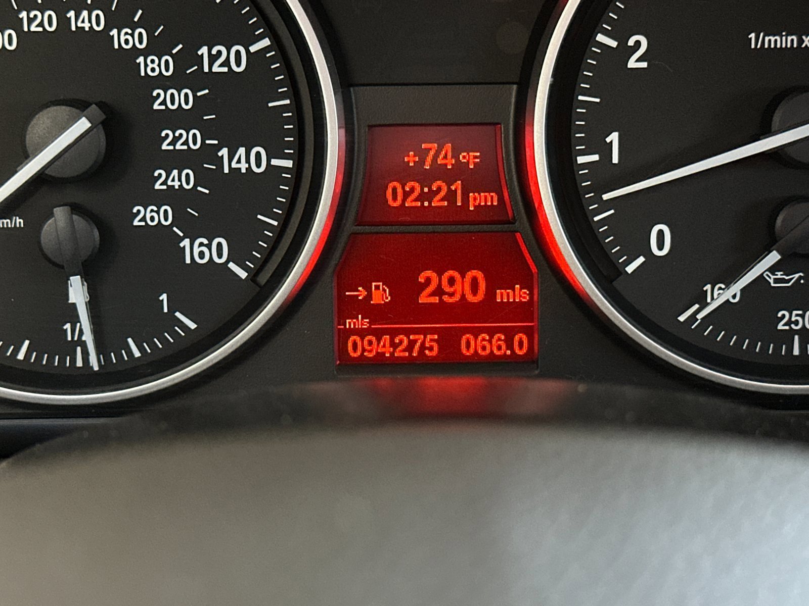 Used 2011 BMW 328i Coupe image 24