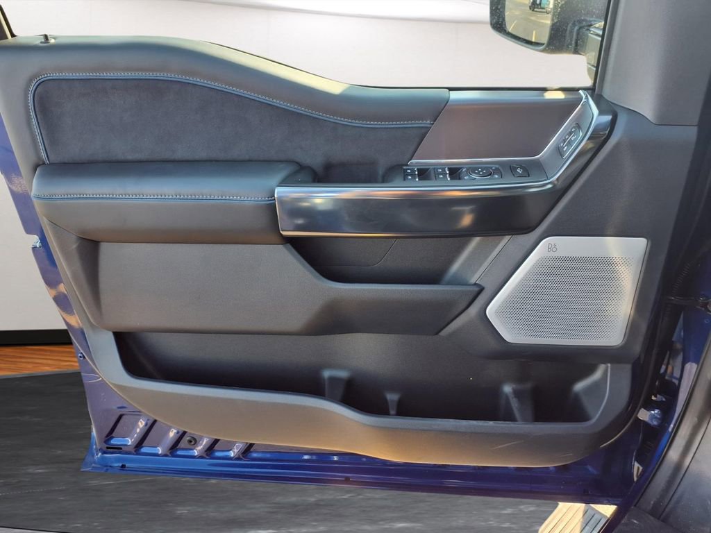 New 2026 Ford F250 Platinum image 17