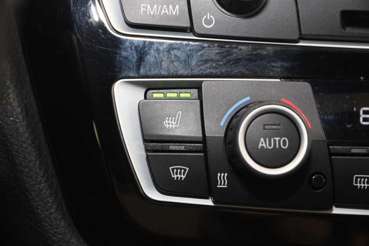 Used 2020 BMW 430i xDrive Coupe w/ Convenience Package image 8