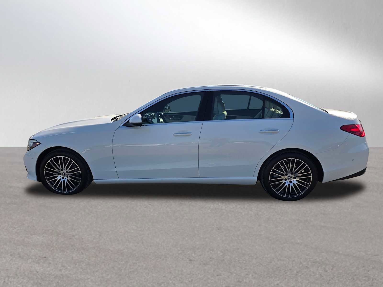 Used 2025 Mercedes-Benz C 300 Sedan image 6