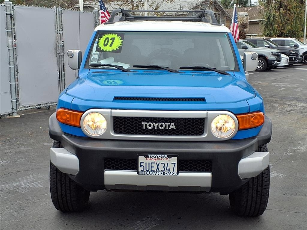 Used 2007 Toyota FJ Cruiser 4WD image 2