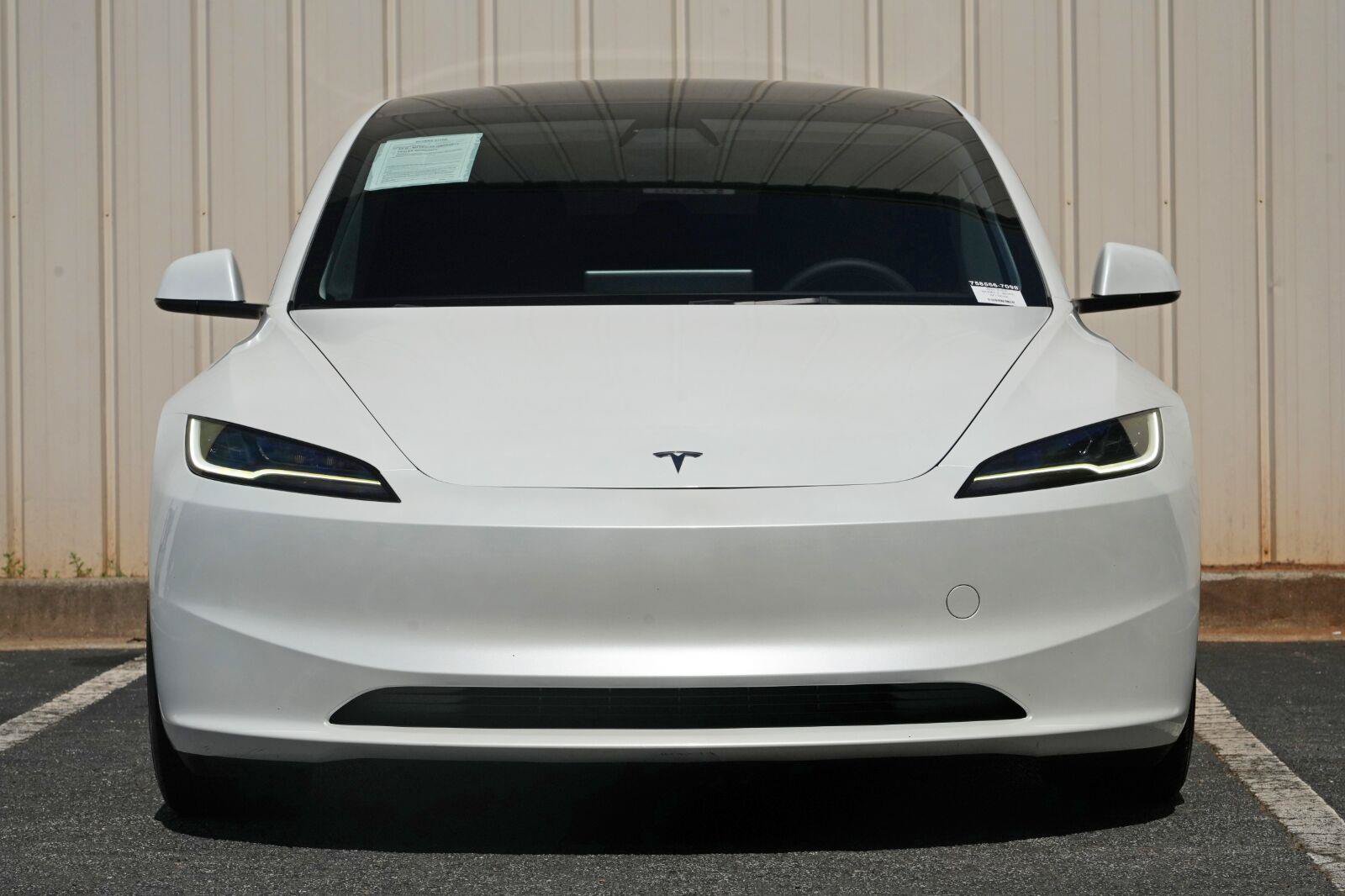 Used 2024 Tesla Model 3 Long Range AWD/4WD image 7