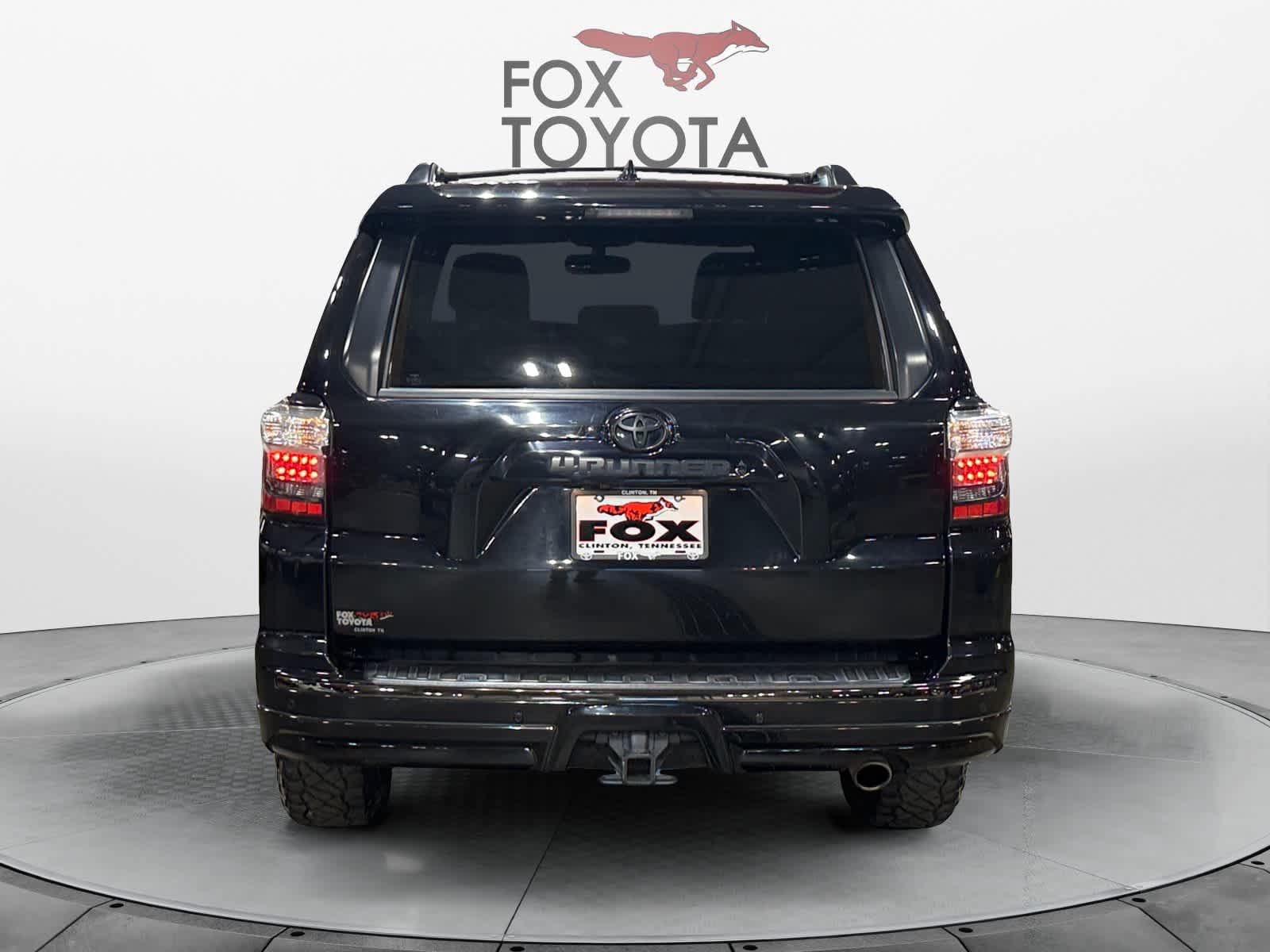 Used 2019 Toyota 4Runner Limited AWD/4WD image 5