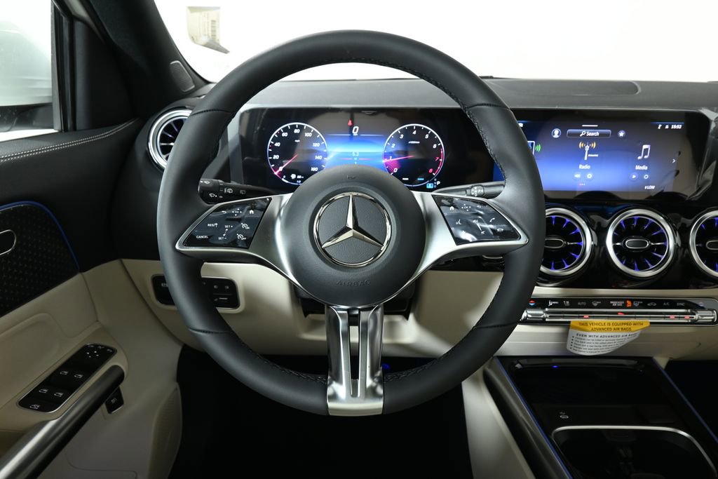 Certified 2026 Mercedes-Benz GLA 250 4MATIC image 14