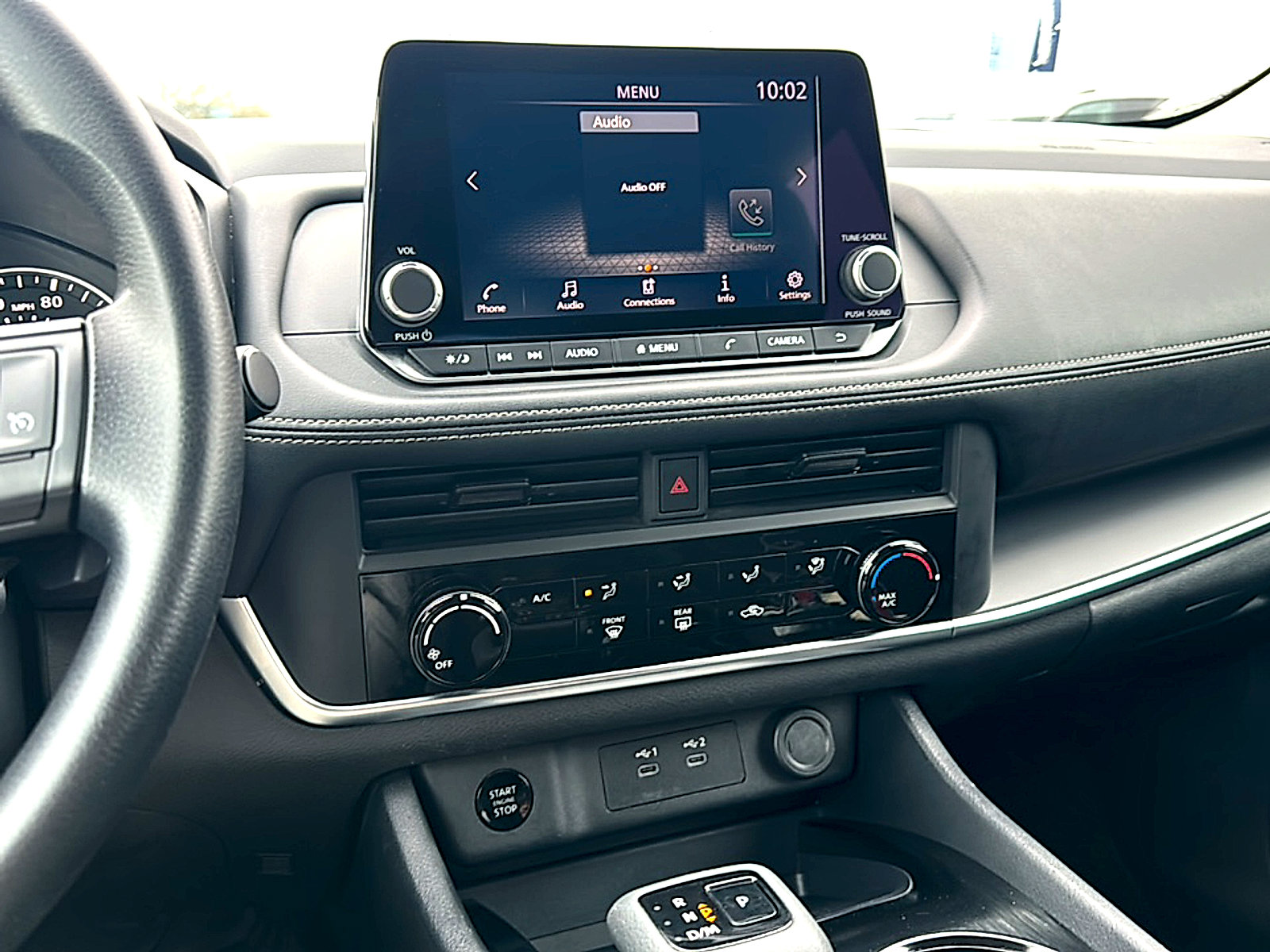 Used 2024 Nissan Rogue S image 31