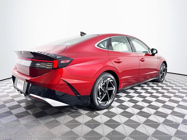 Used 2025 Hyundai Sonata SEL FWD image 6
