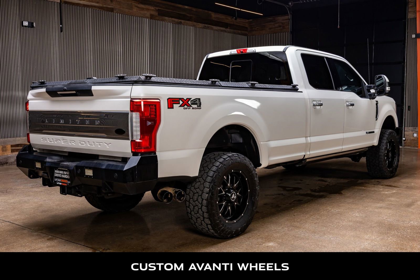 Used 2018 Ford F350 Limited AWD/4WD image 9