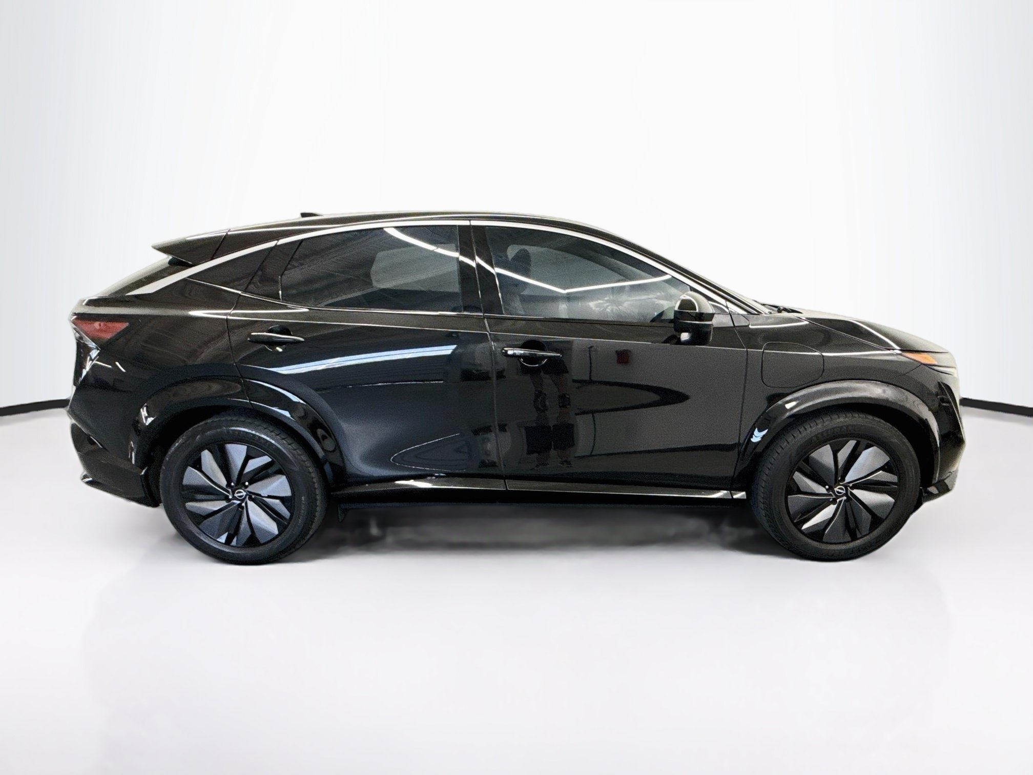 Used 2023 Nissan Ariya FWD image 10