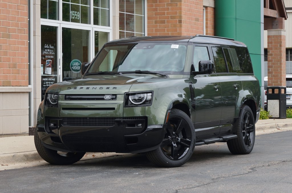 New 2026 Land Rover Defender 130 X-Dynamic SE