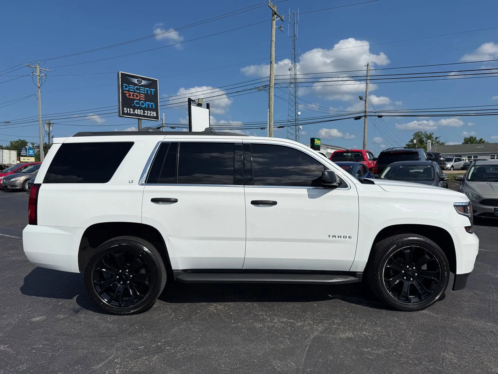 Used 2017 Chevrolet Tahoe LT image 2