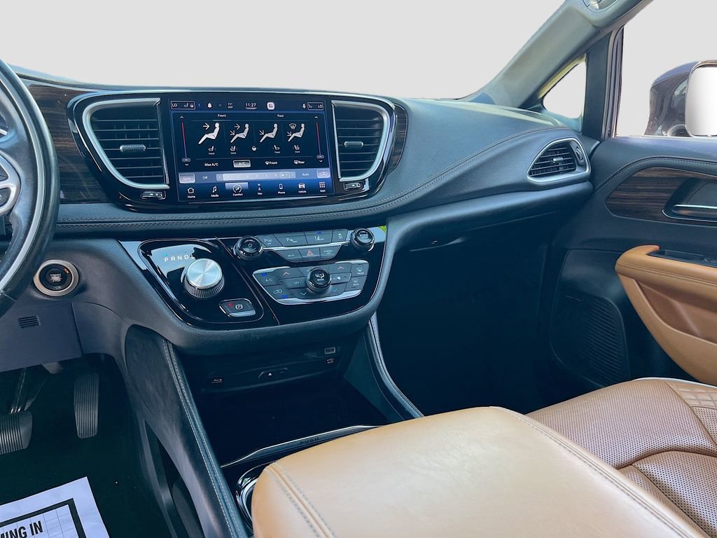 Used 2021 Chrysler Pacifica Pinnacle FWD image 25