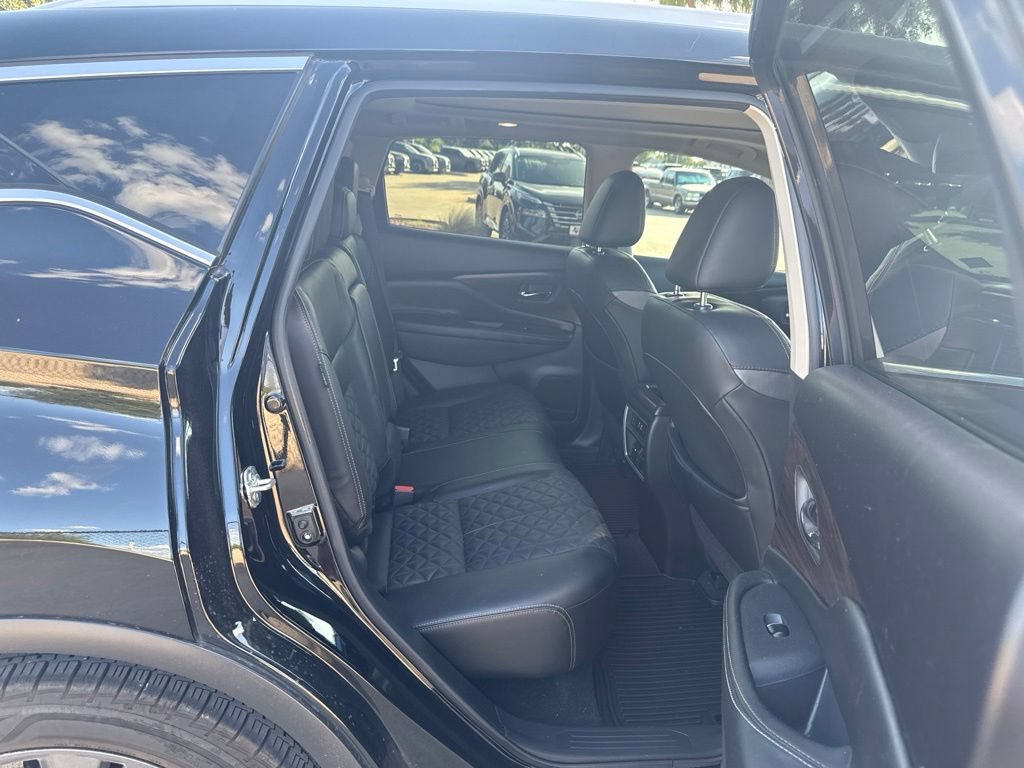 Certified 2021 Nissan Murano Platinum w/ Cargo Package FWD image 17