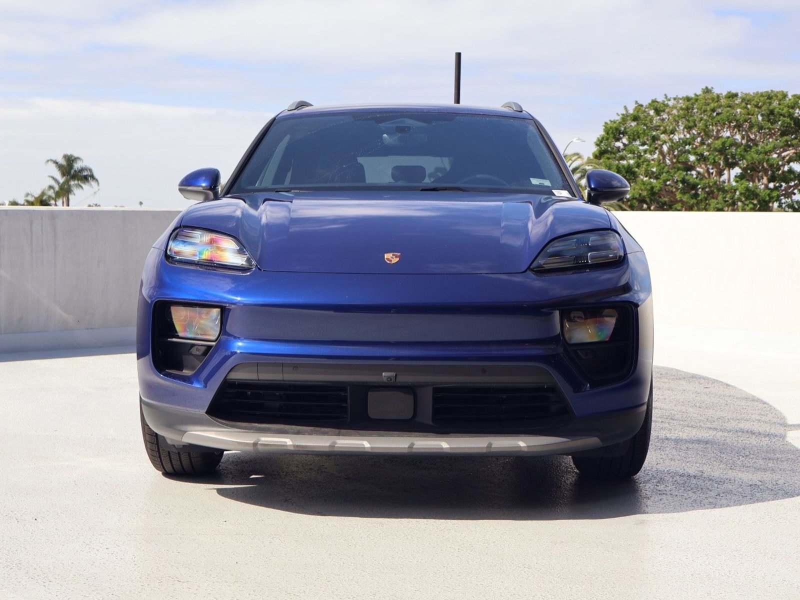 New 2025 Porsche Macan 4S Electric image 6