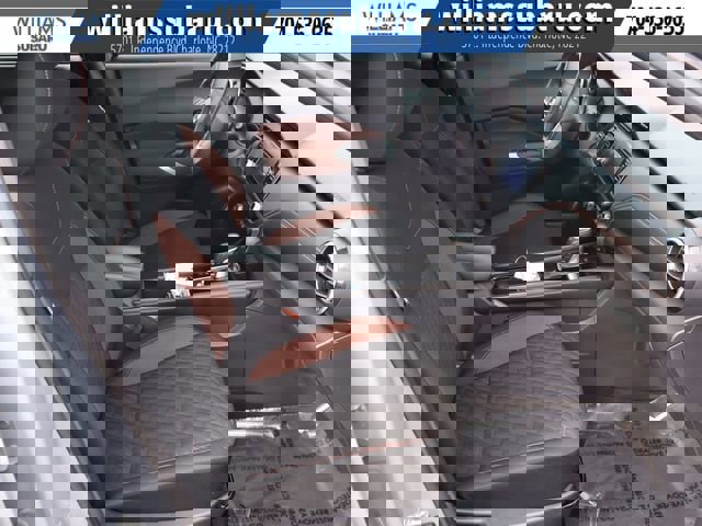 Used 2021 Nissan Kicks SR image 37