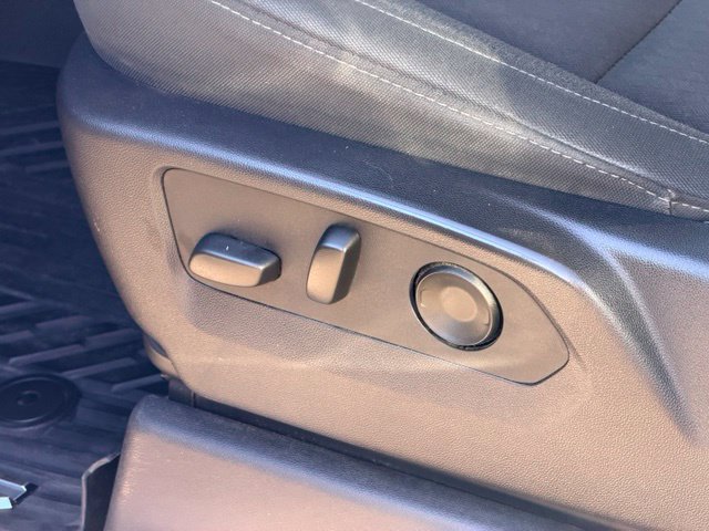 Used 2024 Chevrolet Silverado 1500 LT AWD/4WD image 8