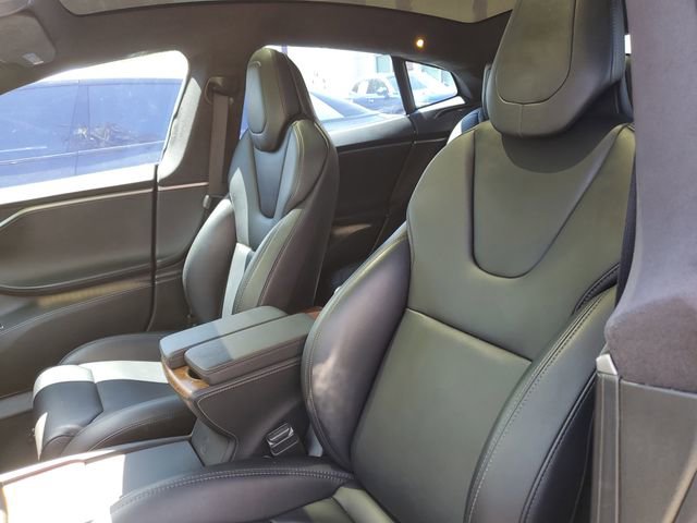 Used 2020 Tesla Model S Long Range image 22