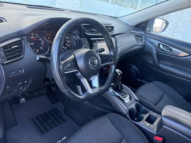 Used 2018 Nissan Rogue SV image 26