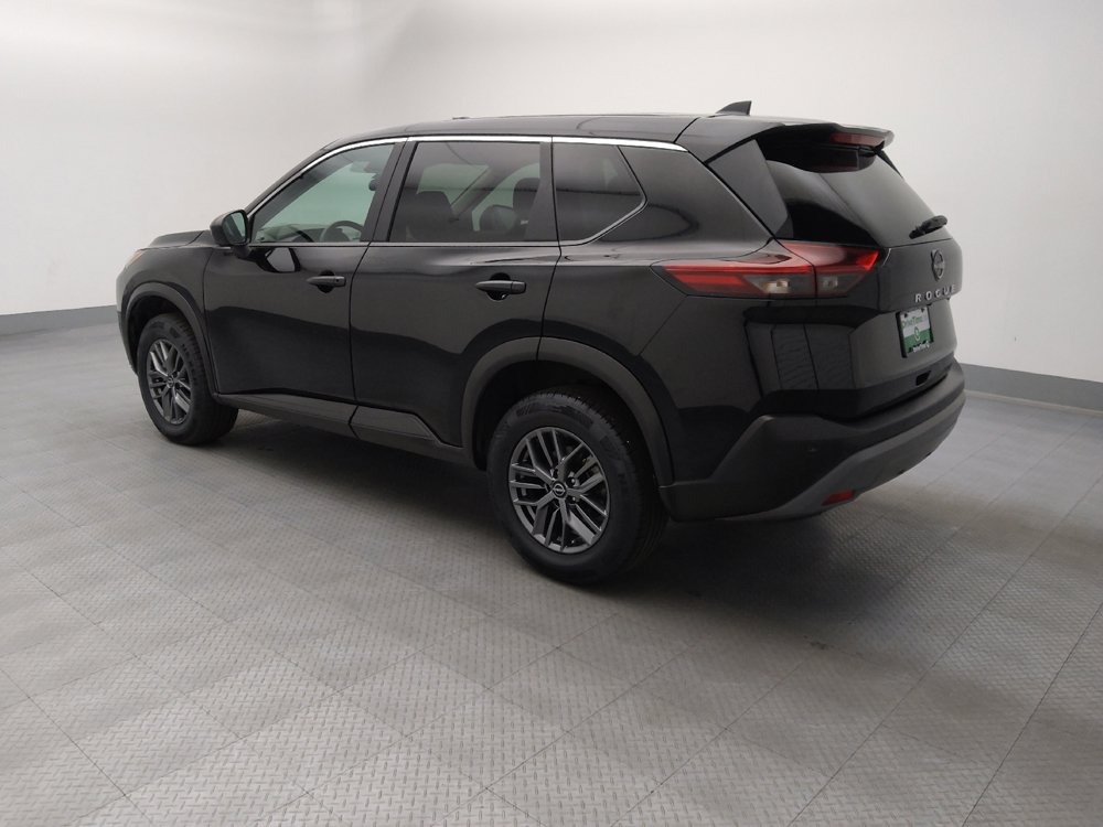 Used 2023 Nissan Rogue S FWD image 3