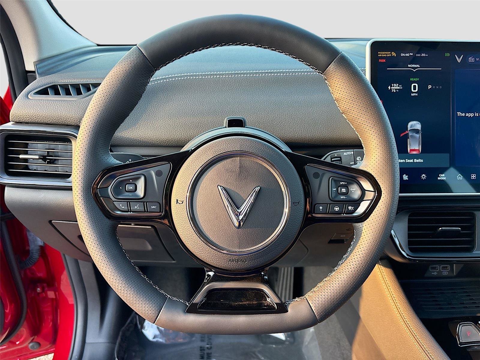 New 2025 VinFast VF 8 Eco image 11