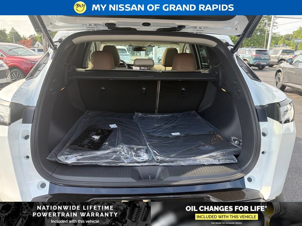 New 2026 Nissan Murano Platinum w/ Cargo Package AWD/4WD image 24