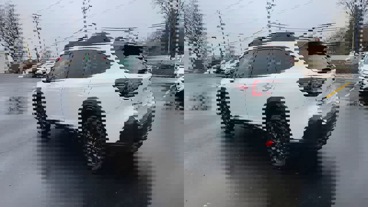 Used 2025 Subaru Outback Onyx Edition image 6