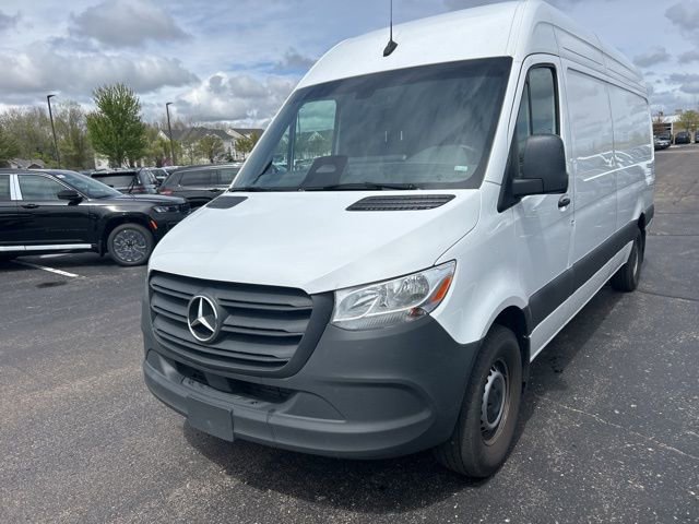 Used 2025 Mercedes-Benz Sprinter 2500 image 1