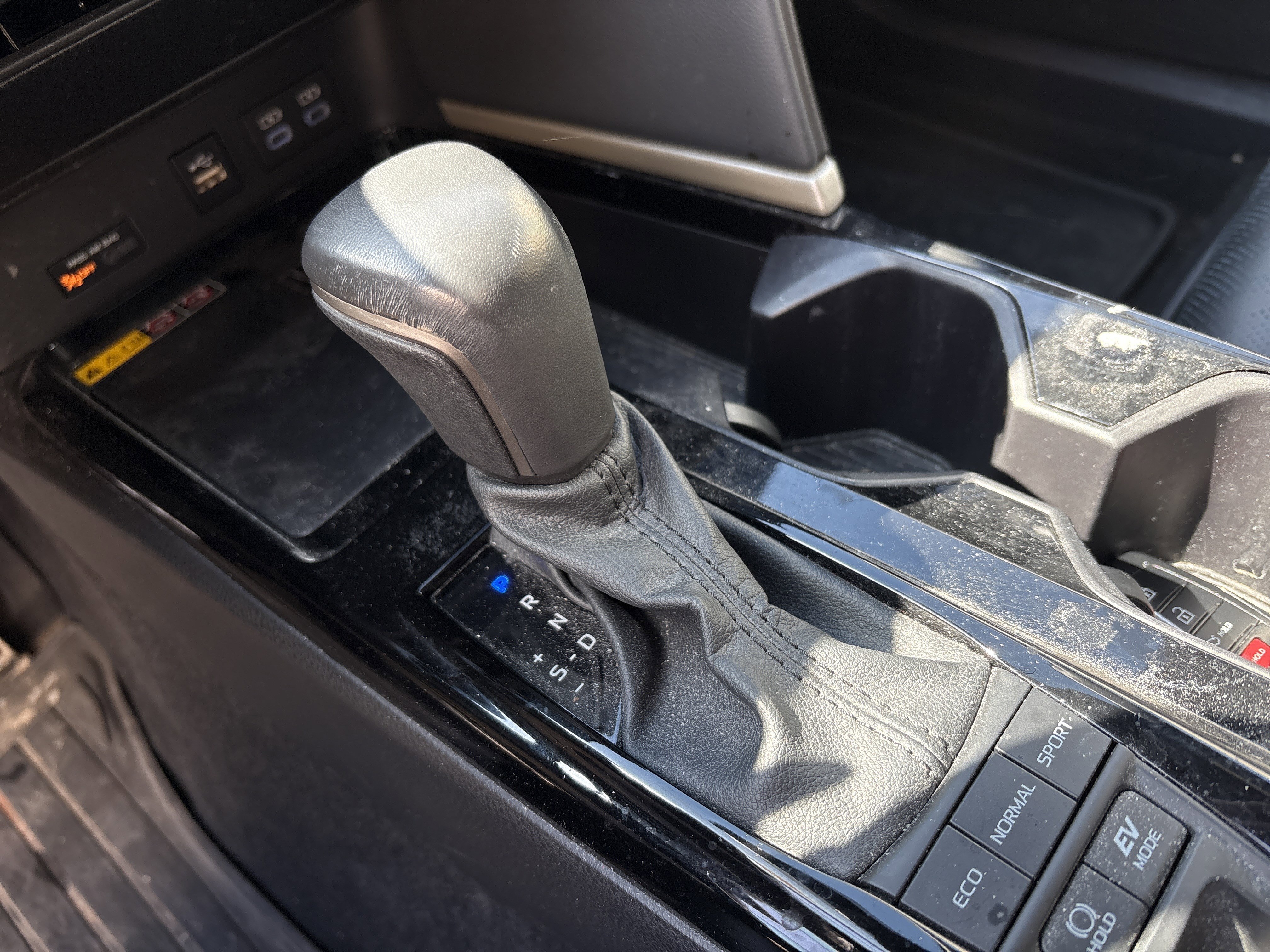 Used 2025 Toyota Camry XSE FWD image 26