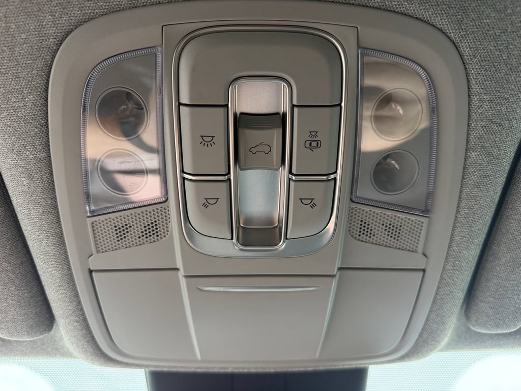 Used 2019 Hyundai Santa Fe AWD image 31