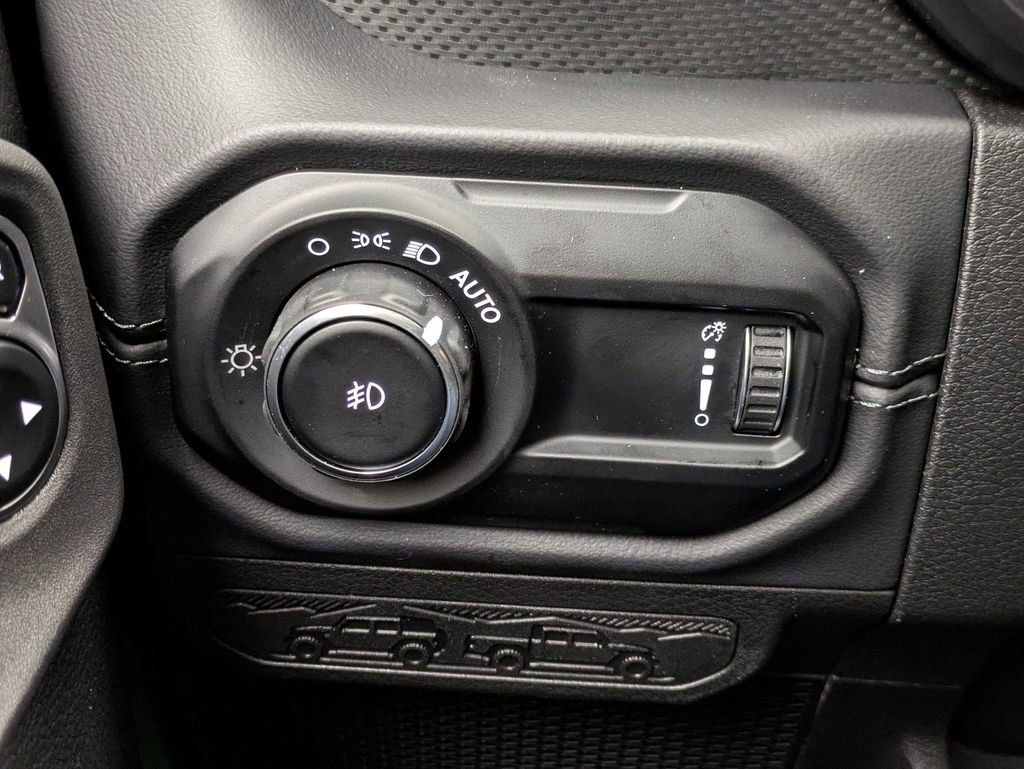 New 2025 Jeep Wrangler Unlimited Rubicon 392 image 27