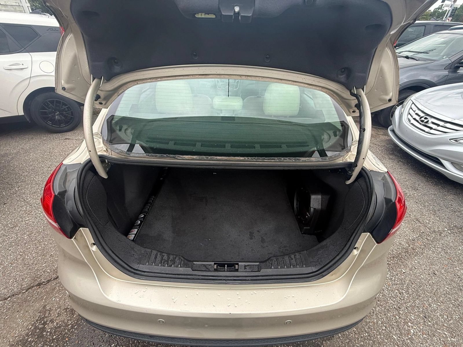 Used 2018 Ford Focus Titanium FWD image 9