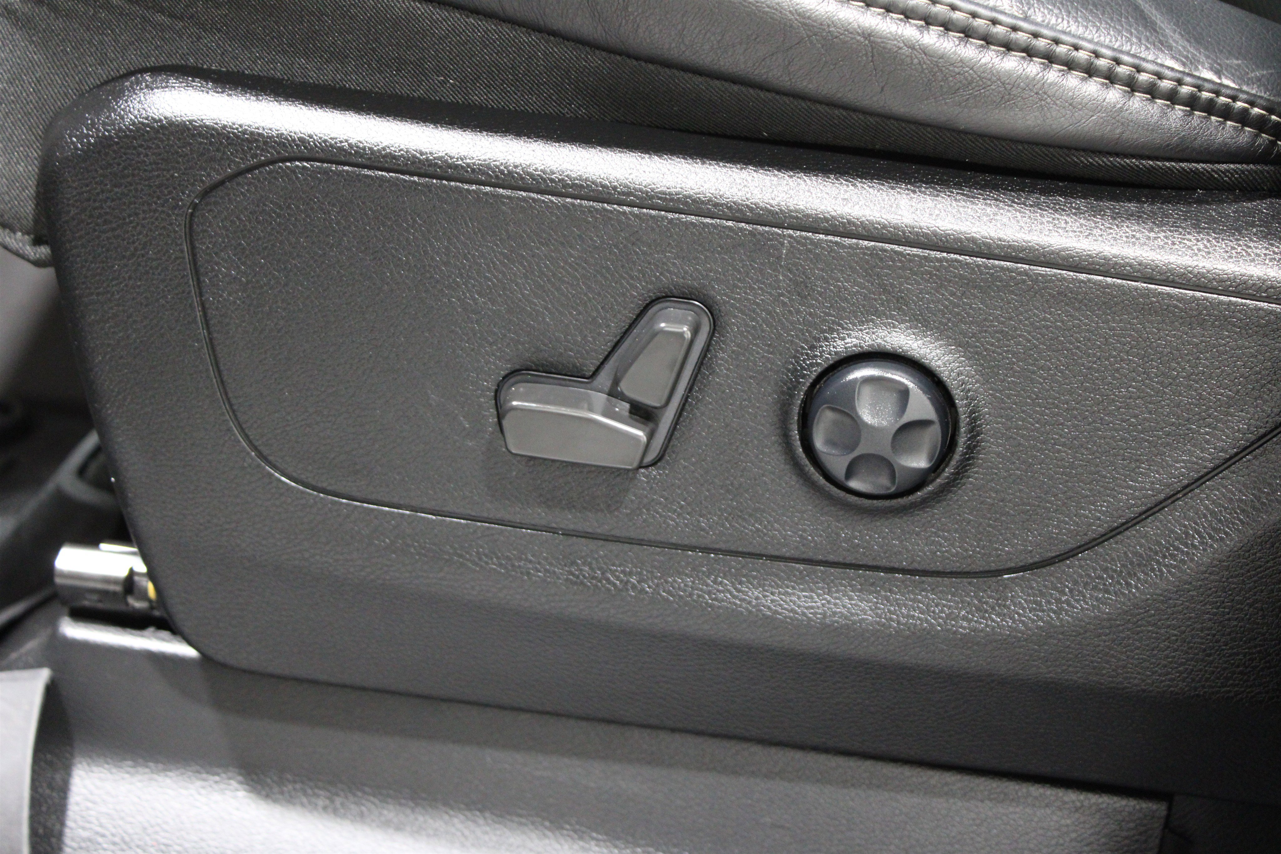 Used 2022 RAM 1500 TRX w/ TRX Level 2 Equipment Group image 4