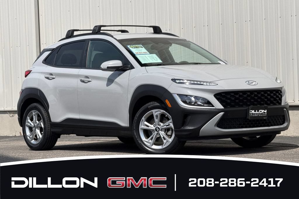 Used 2022 Hyundai Kona SEL w/ Cargo Package AWD/4WD image 2