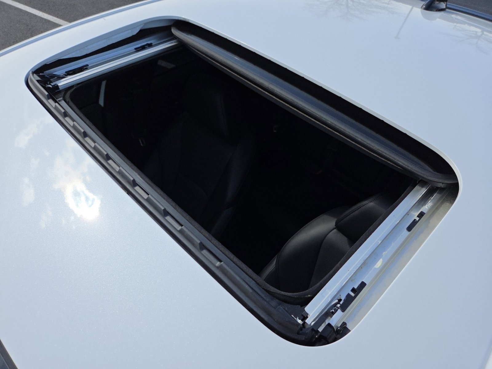 Certified 2023 Honda Accord Sport image 4