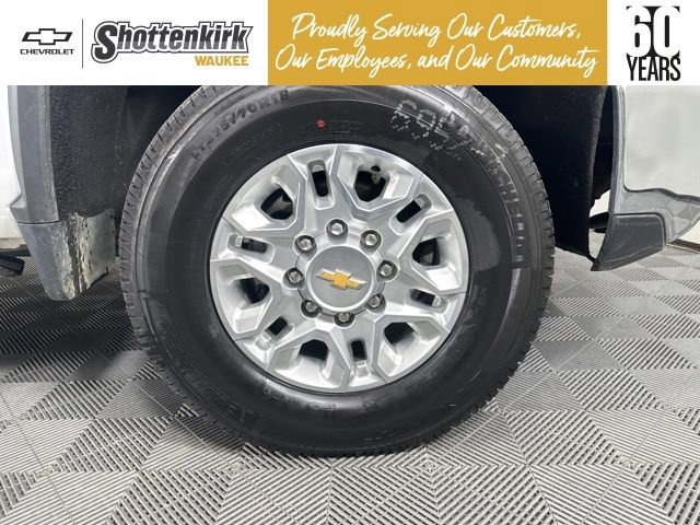 Used 2024 Chevrolet Silverado 2500 LTZ w/ LTZ Plus Package image 8