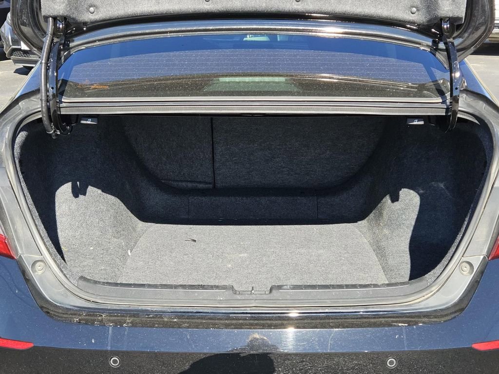 Used 2022 Honda Accord Touring image 9
