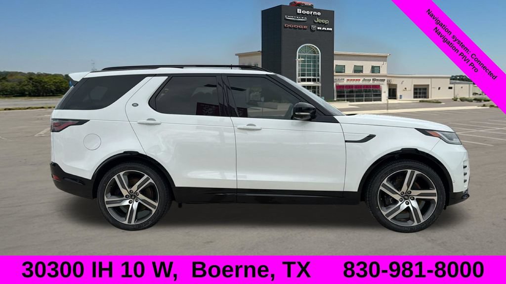 Used 2023 Land Rover Discovery Metropolitan Edition AWD/4WD image 2