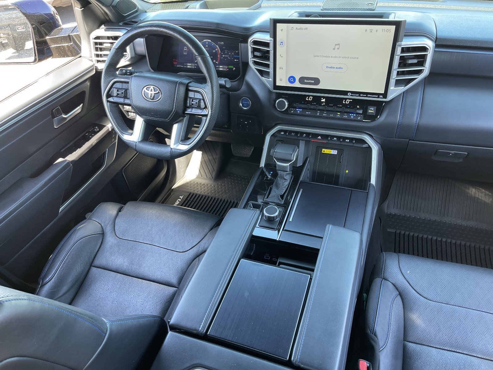Used 2023 Toyota Tundra Platinum w/ Advanced Package AWD/4WD image 17